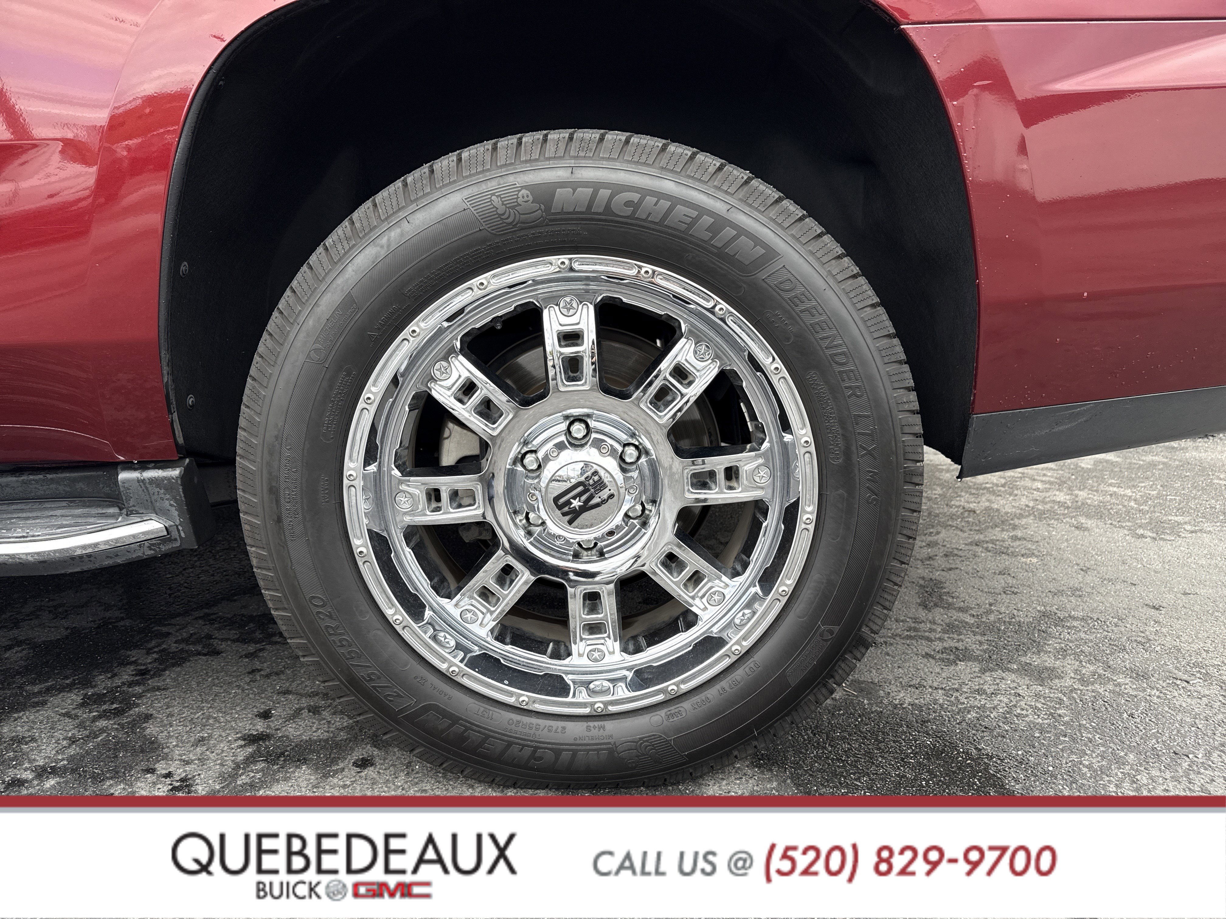 Used 2017 GMC Yukon SLT w/ HD Trailering Package image 3