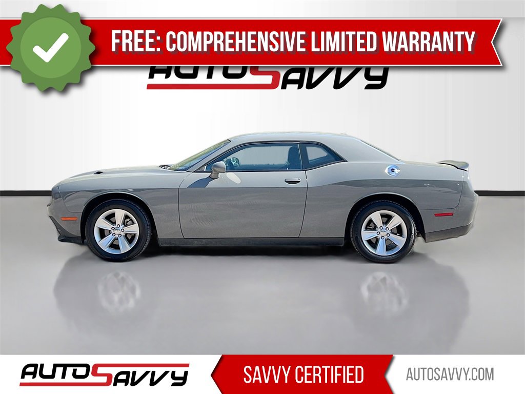 Used 2023 Dodge Challenger SXT image 4