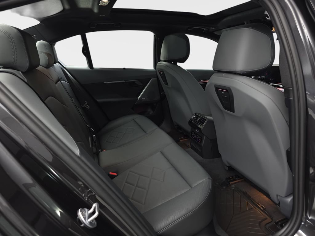 New 2026 BMW 540i xDrive w/ Executive Package image 11