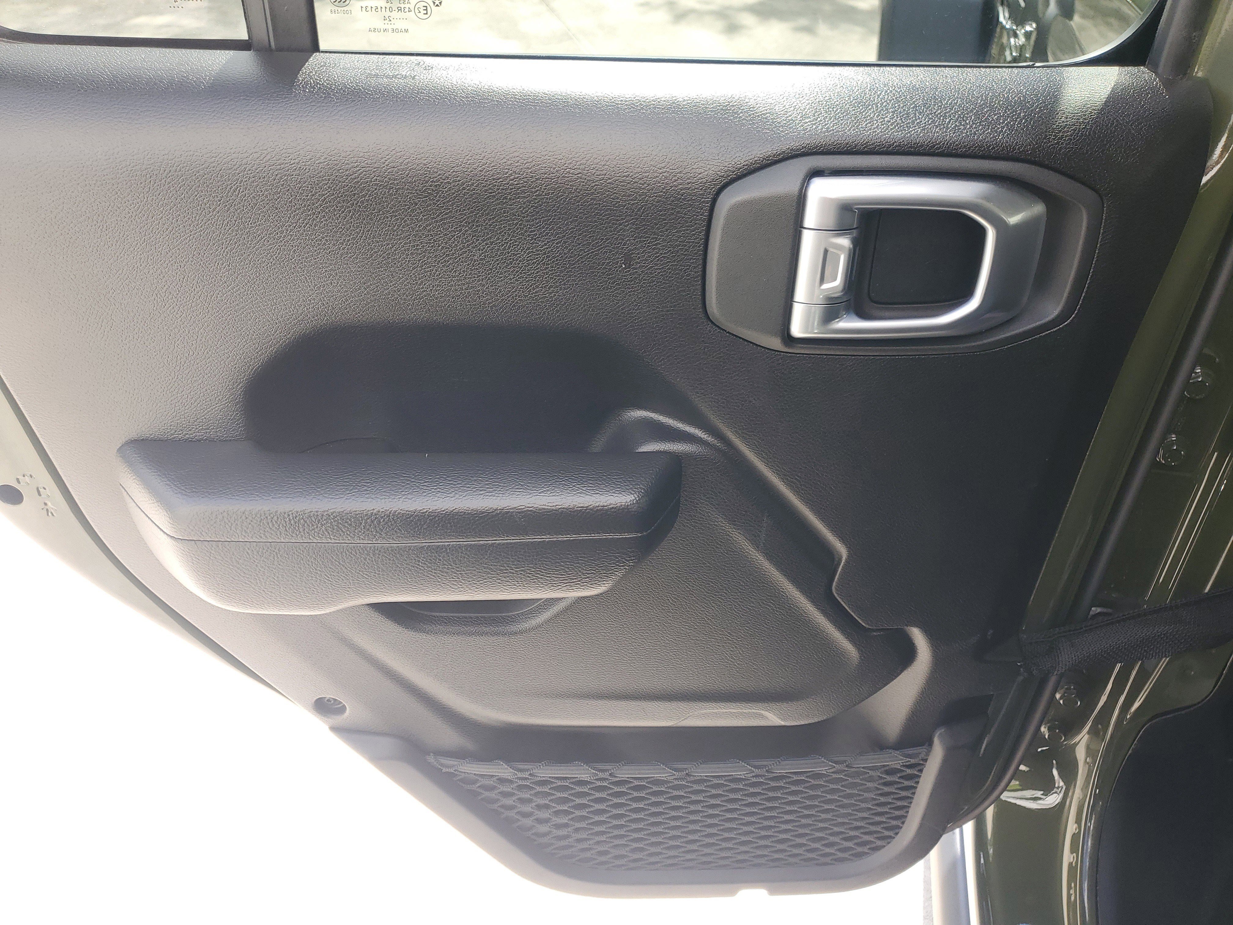 Used 2024 Jeep Wrangler Unlimited Rubicon image 14