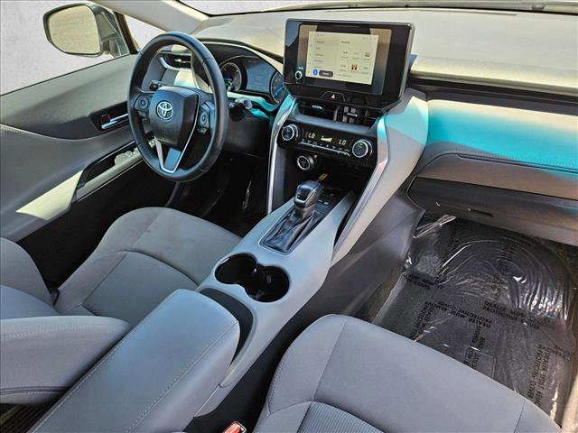 Used 2023 Toyota Venza LE AWD/4WD image 25
