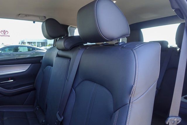 Certified 2024 MAZDA CX-90 Plug-In Hybrid w/ Preferred AWD/4WD image 24