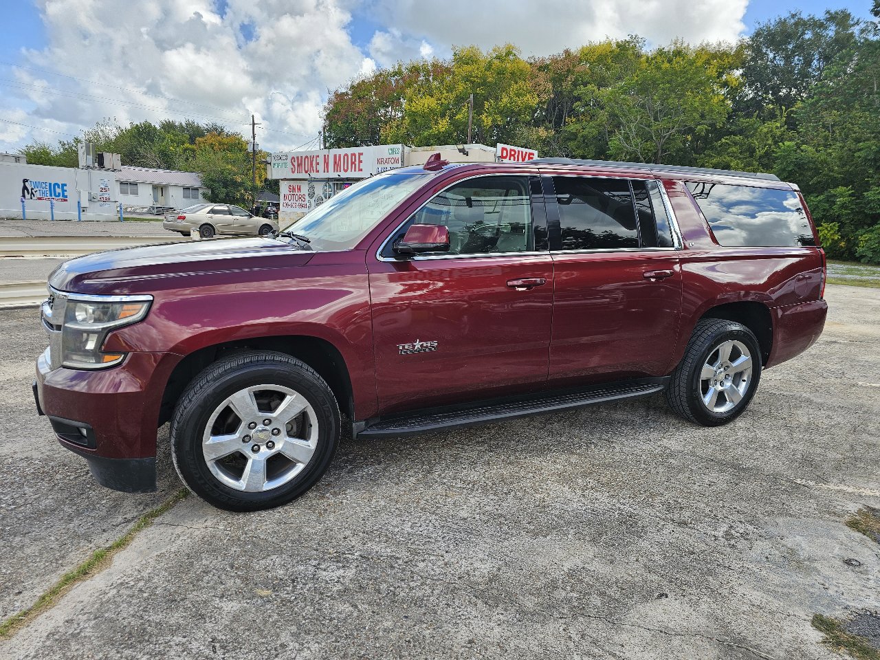 Used 2016 Chevrolet Suburban LT w/ Texas Edition Package RWD image 6
