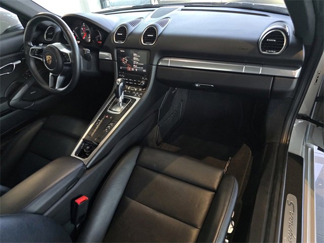 Used 2024 Porsche 718 Cayman S w/ Premium Package image 18