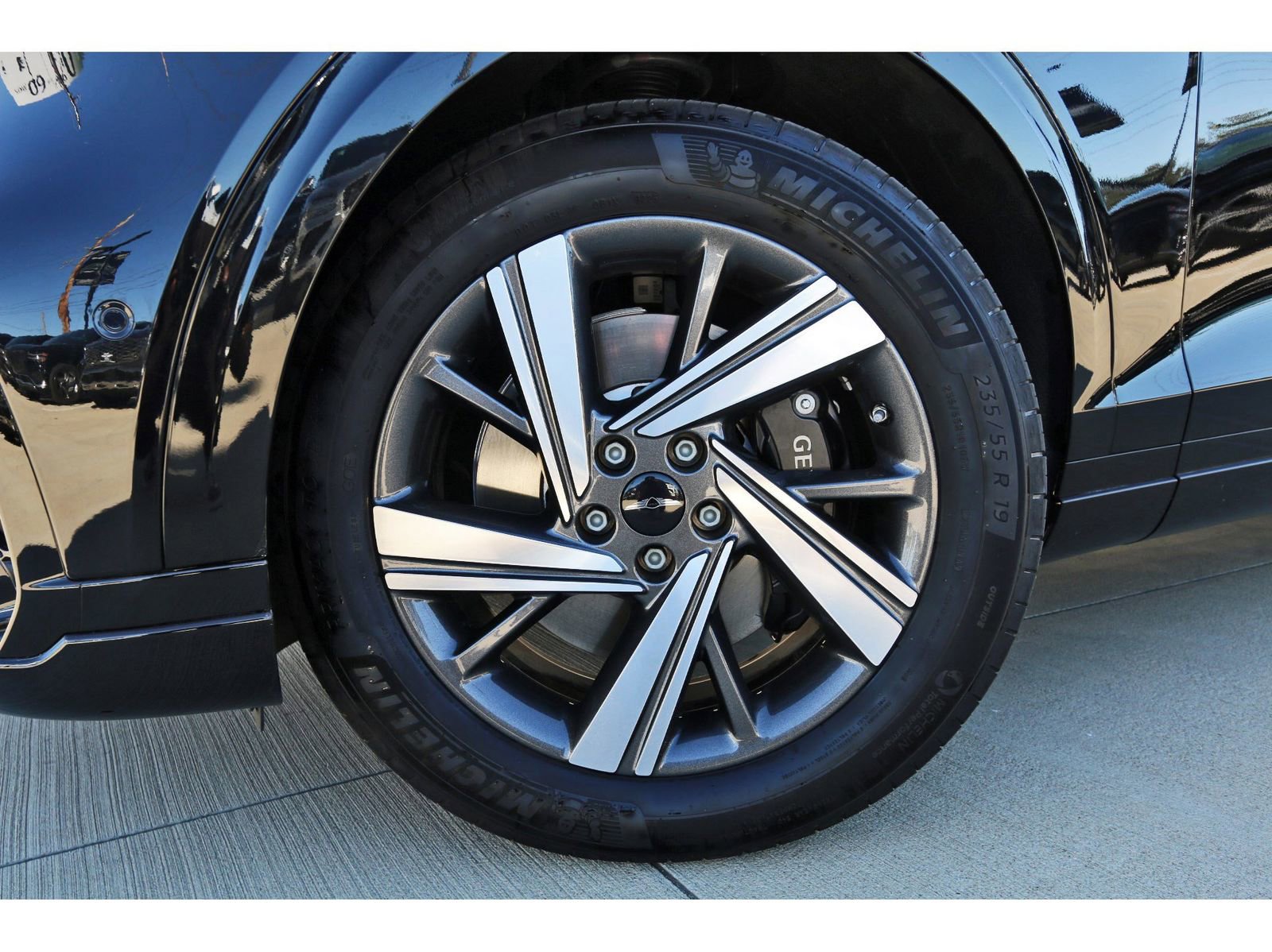 Used 2026 Genesis GV70 3.5T Sport Advanced image 33