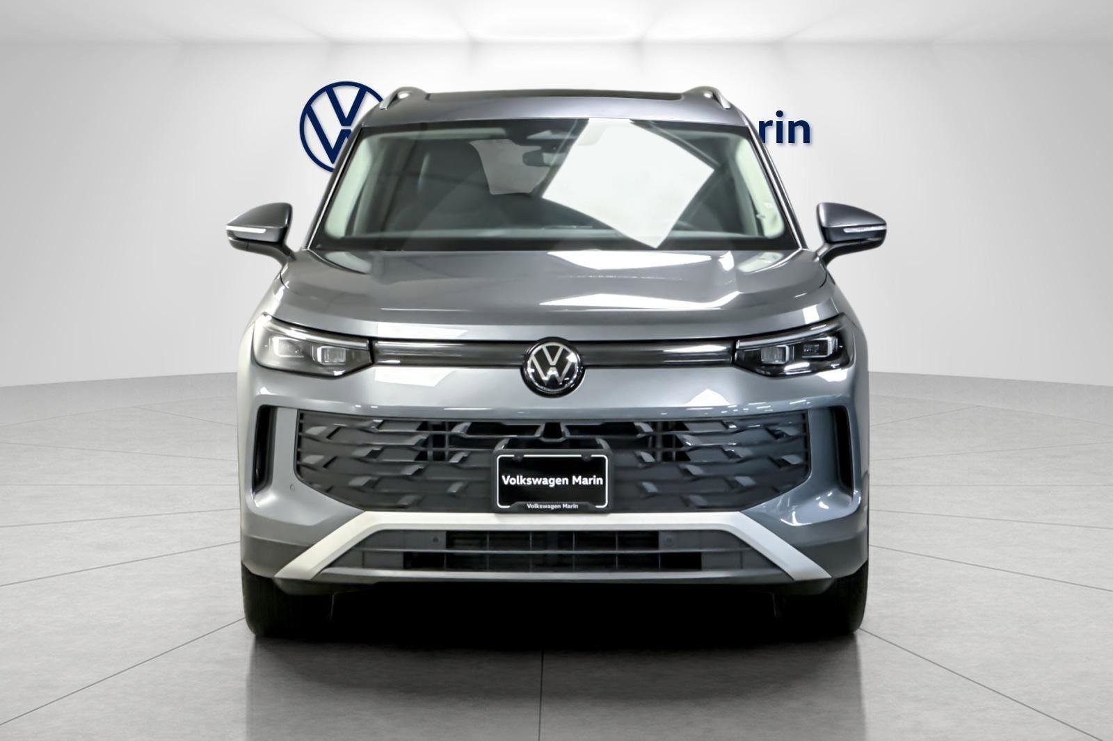New 2026 Volkswagen Tiguan SE image 8