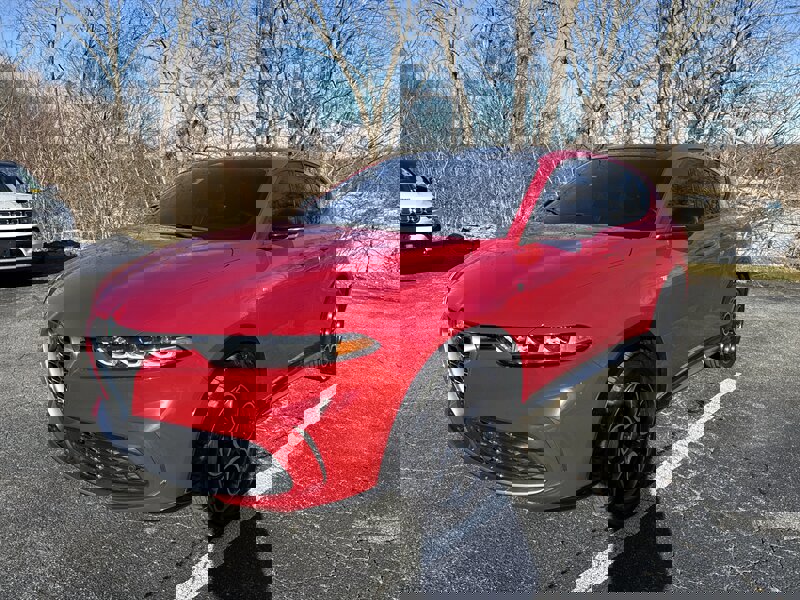 Used 2024 Alfa Romeo Tonale Ti w/ Premium Interior Package