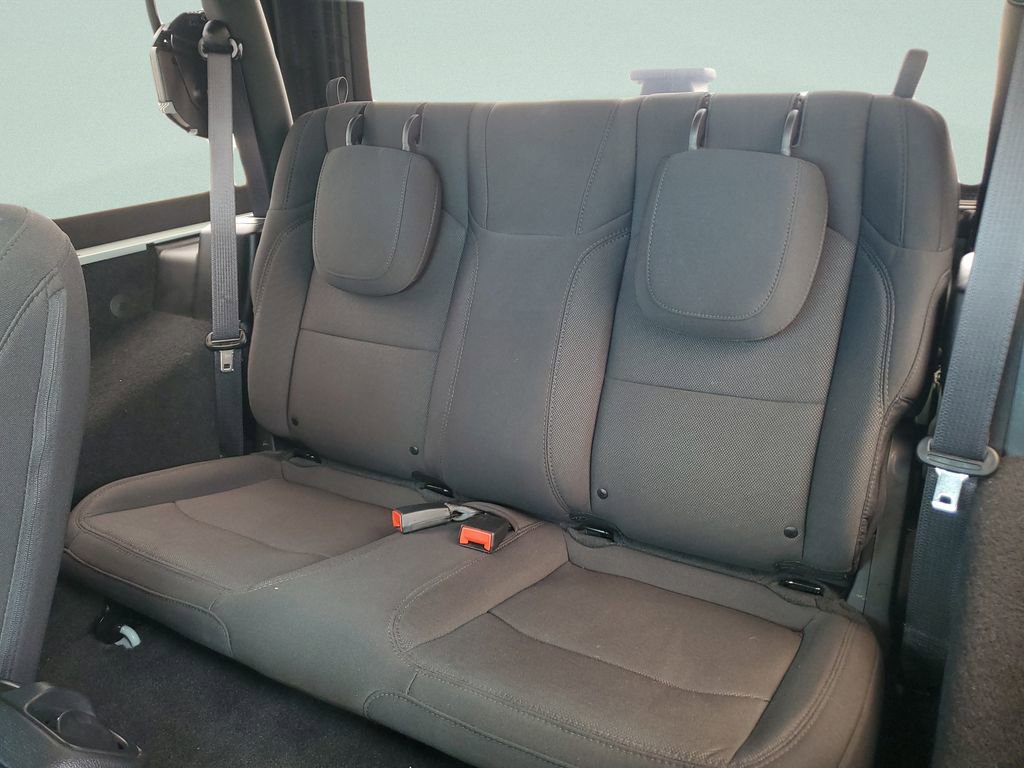 Used 2023 Jeep Wrangler Sport S image 13