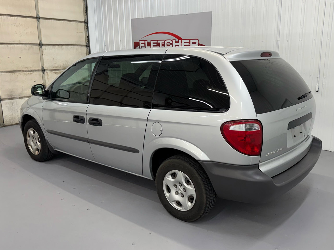 Used 2002 Dodge Caravan SE image 12