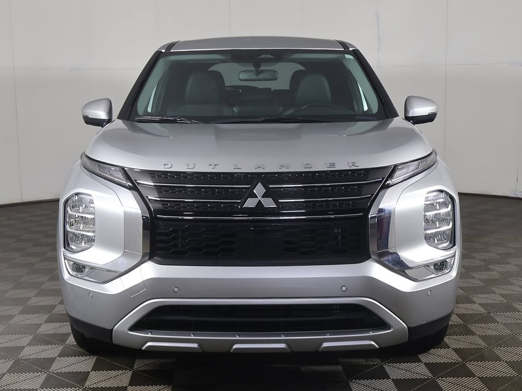 Used 2024 Mitsubishi Outlander SE FWD image 12