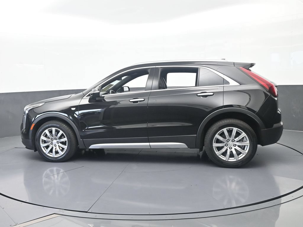Used 2023 Cadillac XT4 Premium Luxury FWD image 3