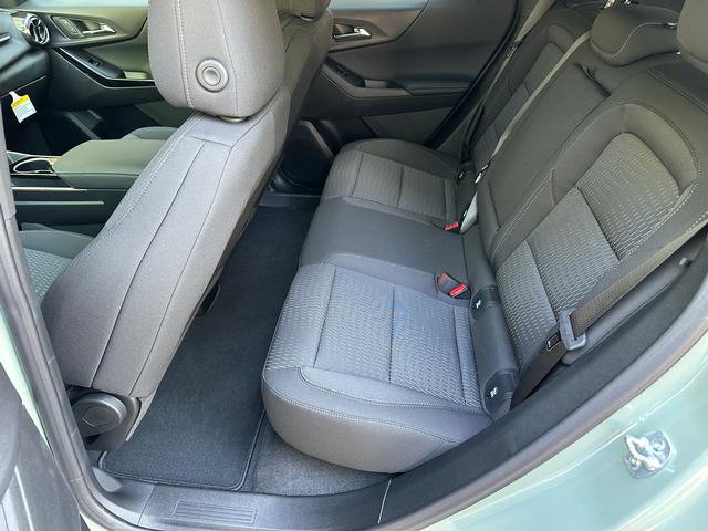 New 2025 Chevrolet Equinox LT image 10