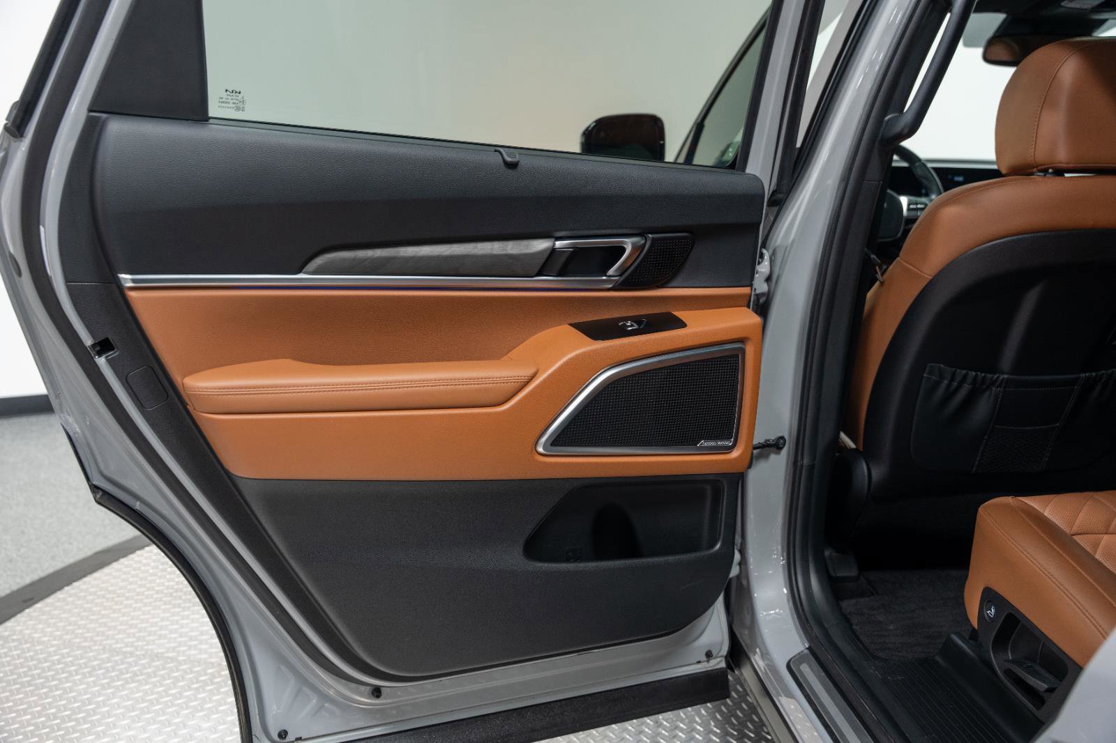 Used 2024 Kia Telluride SX X-Line image 22