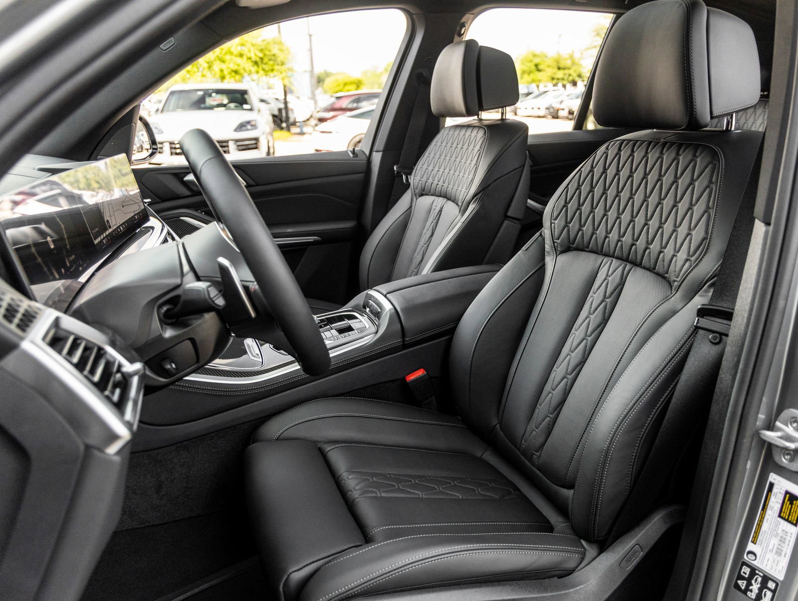 Used 2026 BMW X5 M60i w/ Climate Comfort Package image 22