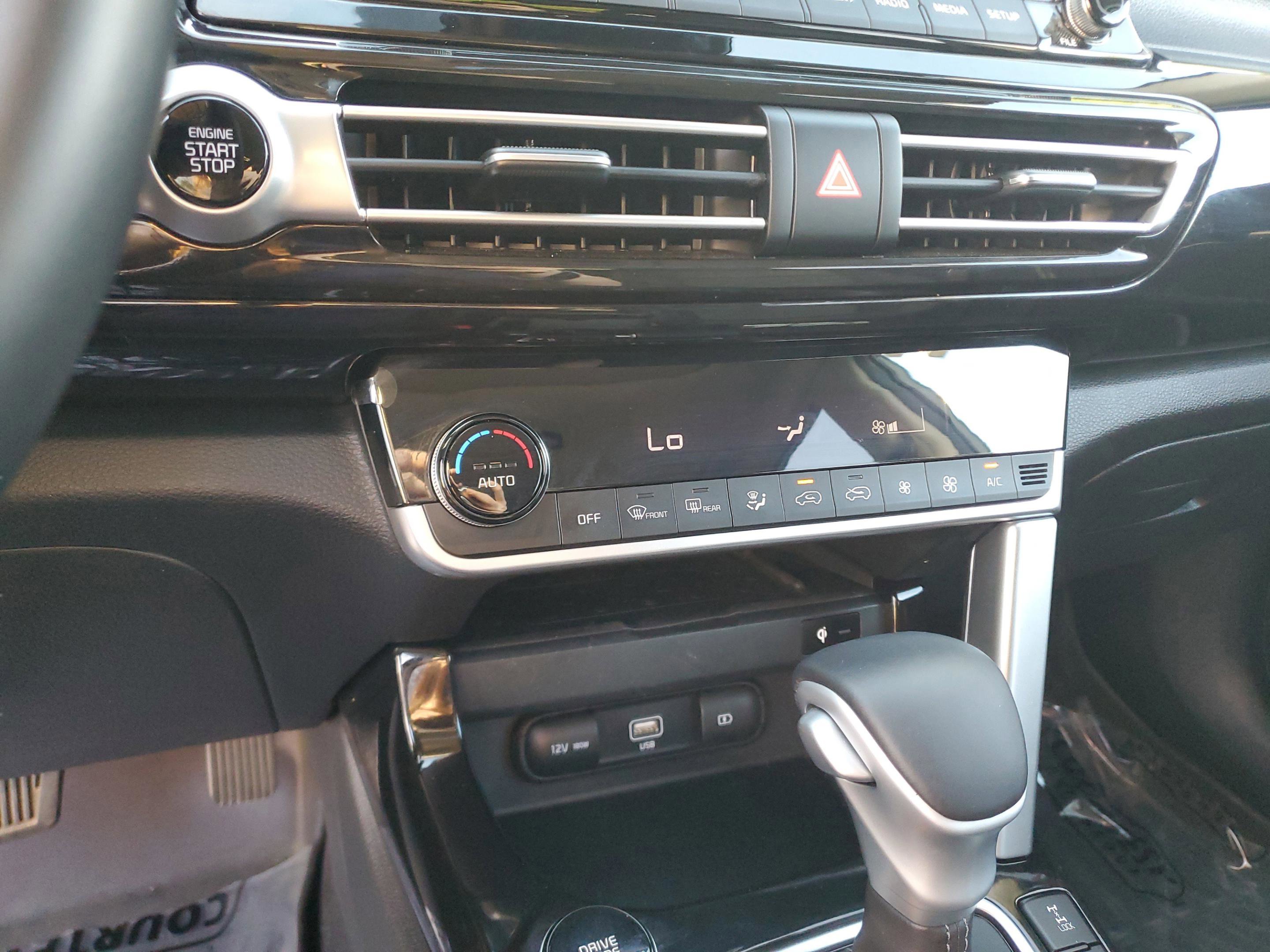 Certified 2023 Kia Seltos EX AWD/4WD image 17
