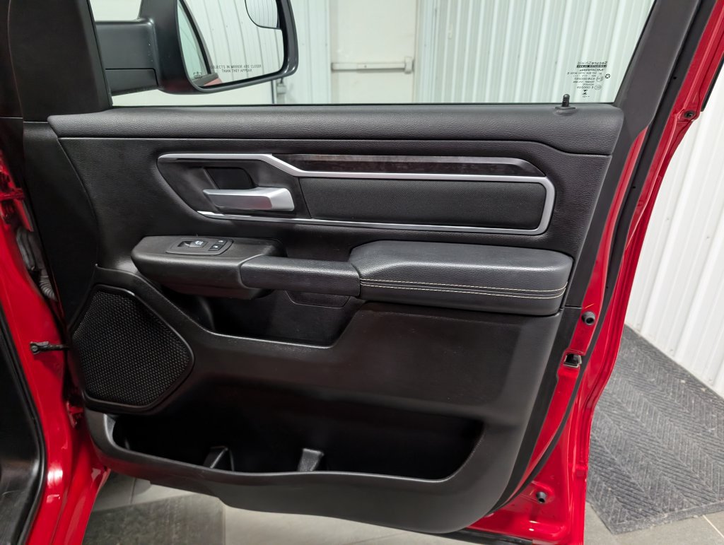 Used 2023 RAM 1500 Big Horn AWD/4WD image 28