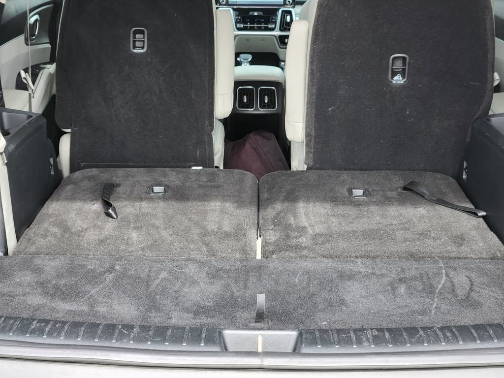 Certified 2022 Kia Sorento X-Line EX AWD/4WD image 12