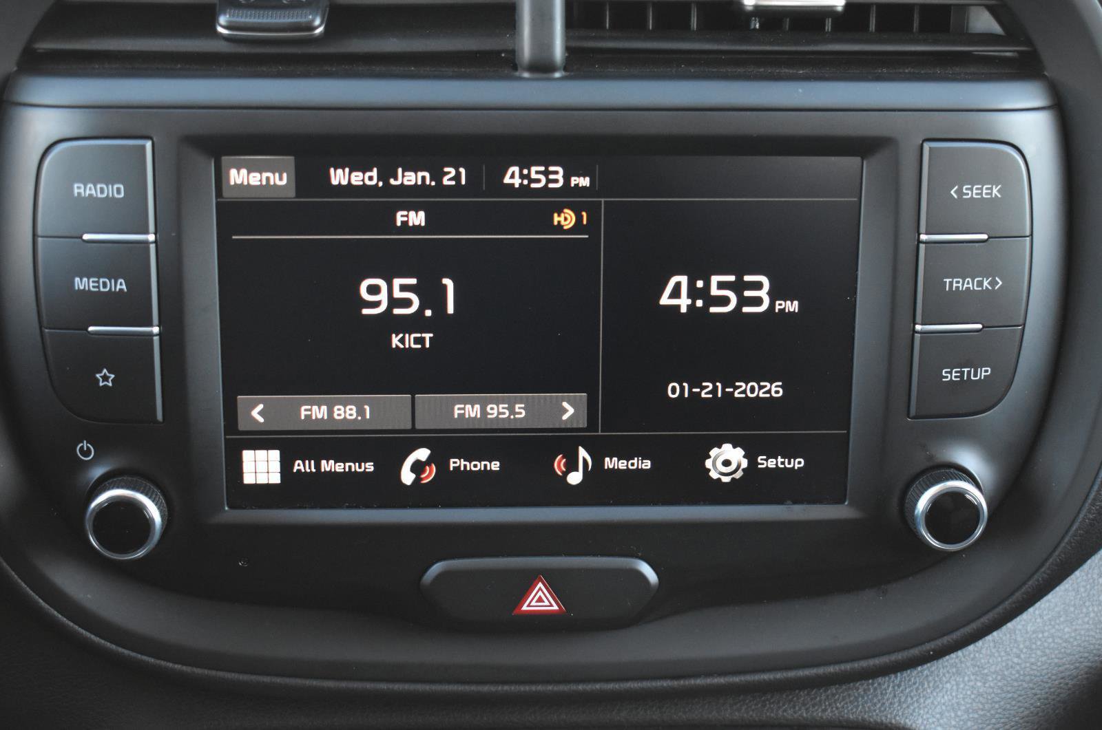 Used 2024 Kia Soul LX w/ Option Group 015 image 24