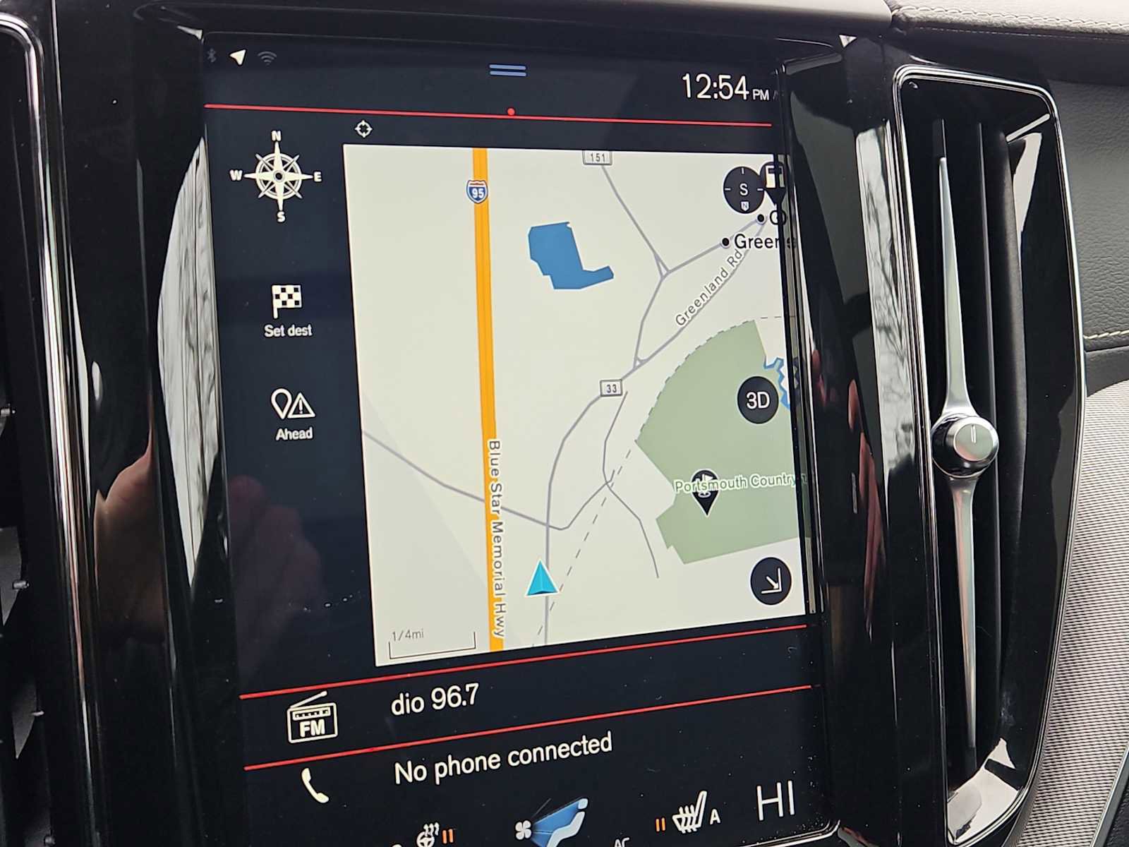 Used 2020 Volvo XC60 T6 R-Design w/ Protection Package Premier image 17