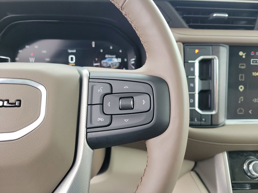 Used 2023 GMC Yukon Denali w/ LPO, Floor Liner Package AWD/4WD image 25
