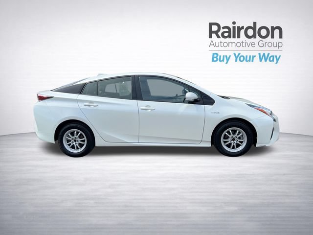 Used 2017 Toyota Prius Four w/ Premium Convenience Package FWD image 8