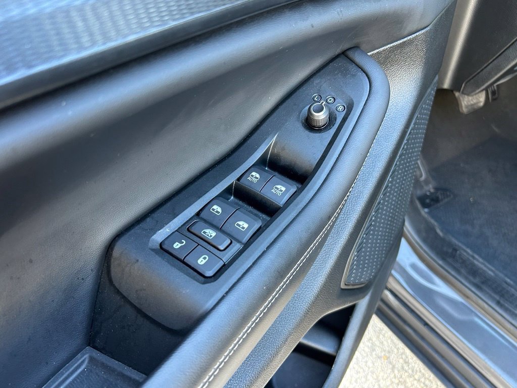 Certified 2025 Jeep Grand Cherokee L Altitude RWD image 20