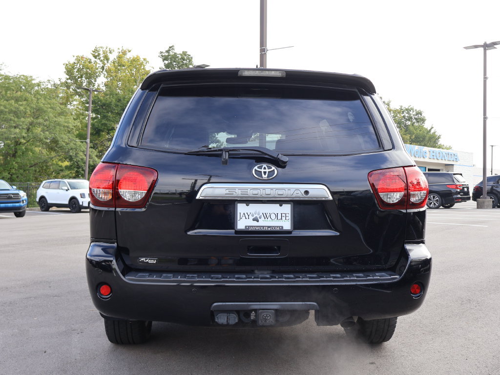 Used 2019 Toyota Sequoia Platinum AWD/4WD image 6