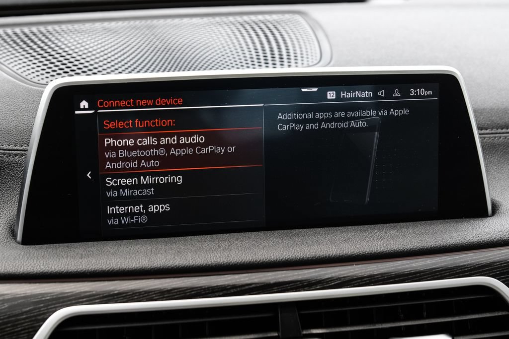 Used 2020 BMW 740i w/ Premium Package RWD image 38