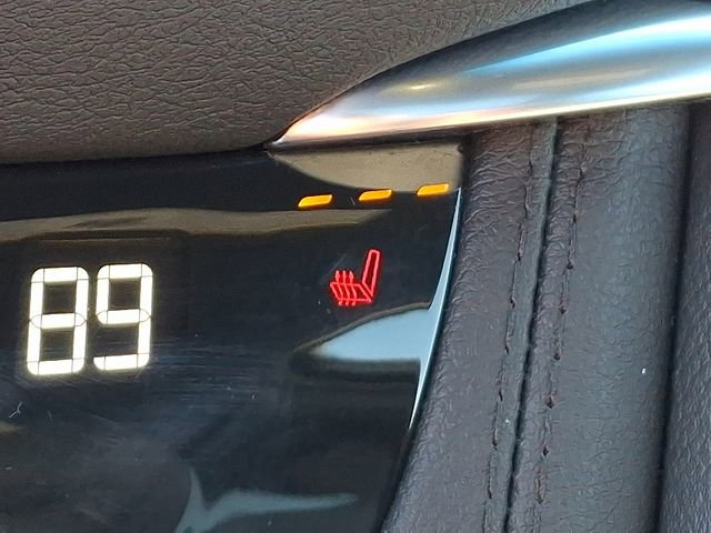 Used 2024 Cadillac XT5 Premium Luxury w/ LPO, Floor Liner Package image 23