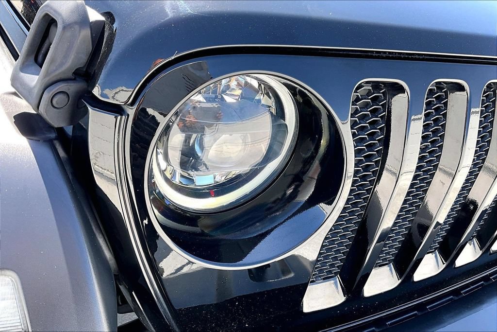 Used 2023 Jeep Wrangler Sport AWD/4WD image 30