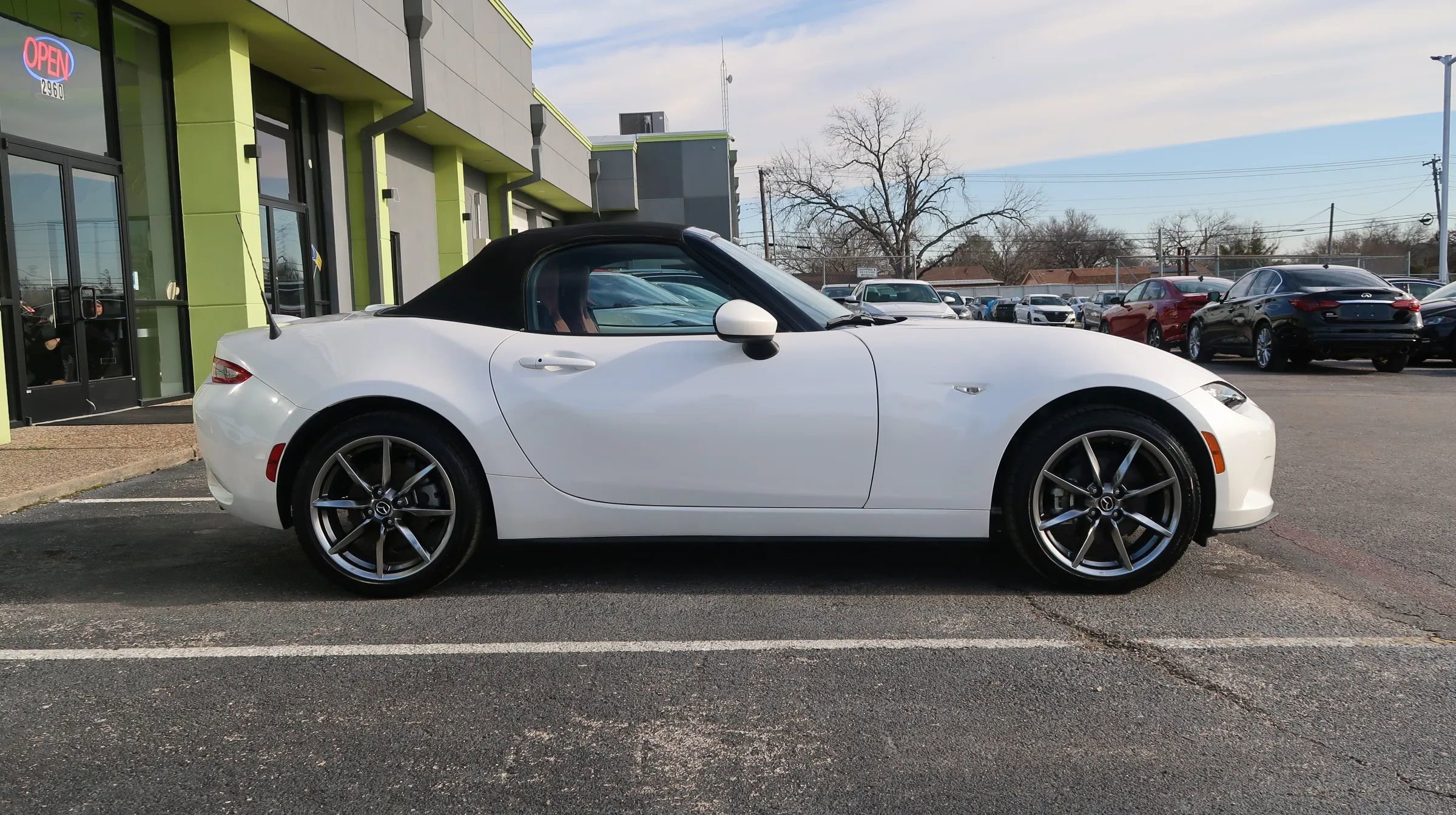 Used 2023 MAZDA MX-5 Miata Grand Touring image 11