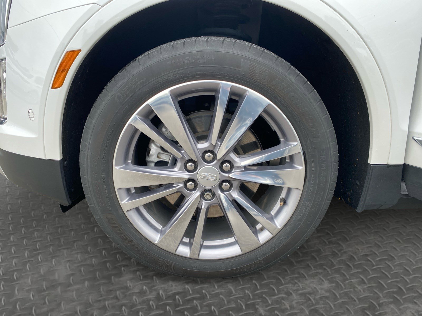 Used 2024 Cadillac XT5 Premium Luxury w/ Technology Package FWD image 39