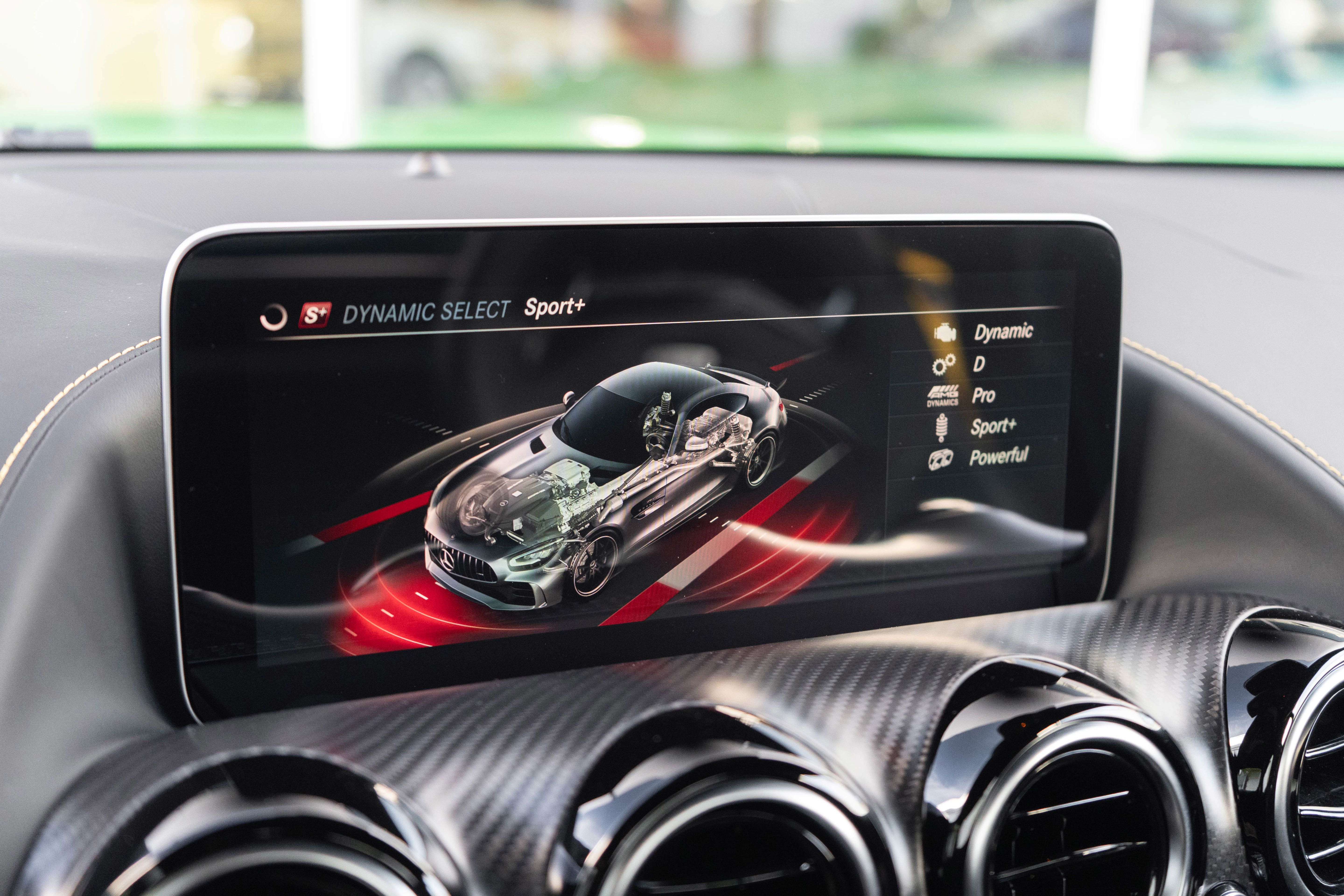 Used 2020 Mercedes-Benz AMG GT R image 23