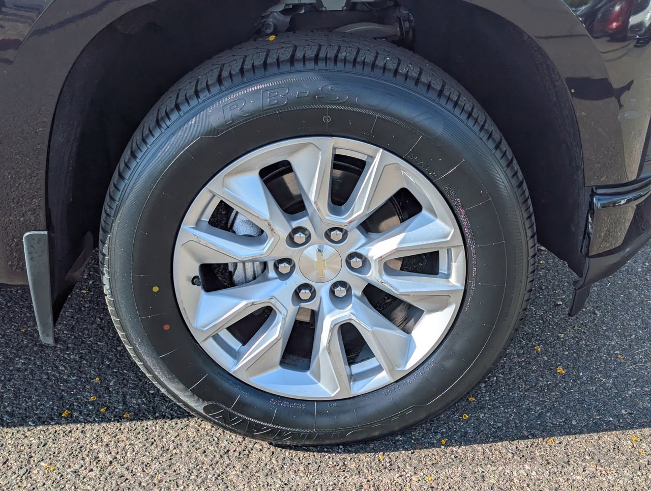 Used 2020 Chevrolet Silverado 1500 Custom w/ Custom Value Package image 9