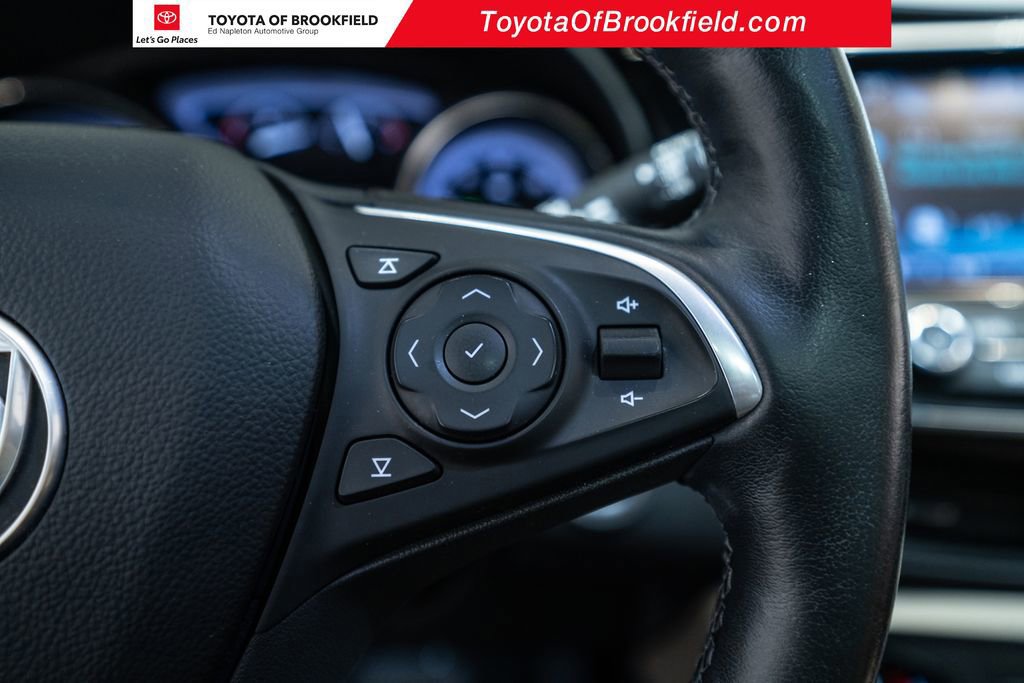 Used 2020 Buick Envision Essence image 17