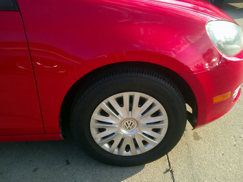 Used 2013 Volkswagen Golf 2-Door image 17