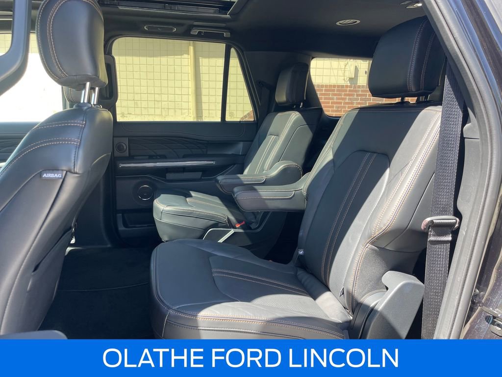Used 2024 Ford Expedition Max Platinum AWD/4WD image 27