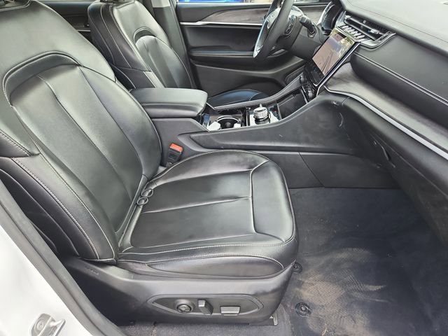 Used 2023 Jeep Grand Cherokee L Limited w/ Trailer Tow Group (B) image 13