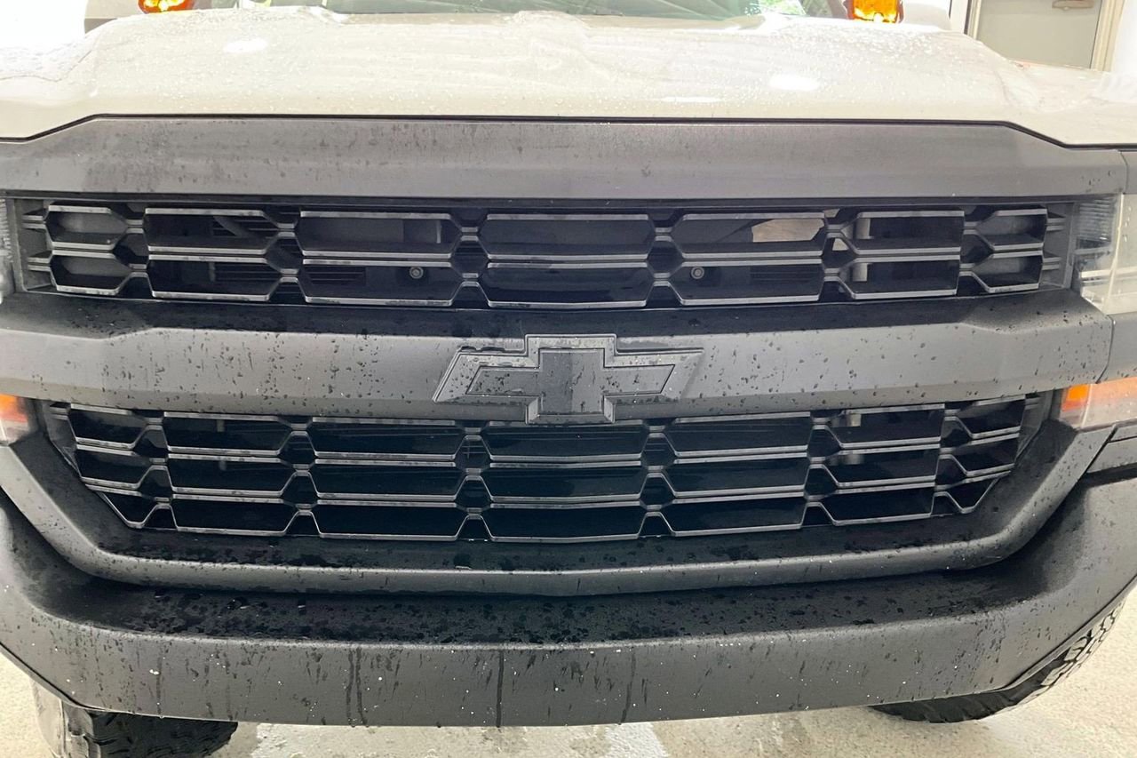 Used 2016 Chevrolet Silverado 1500 LT w/ All Star Edition image 26