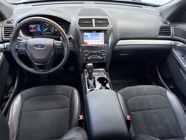 Used 2019 Ford Explorer XLT w/ Equipment Group 202A image 17
