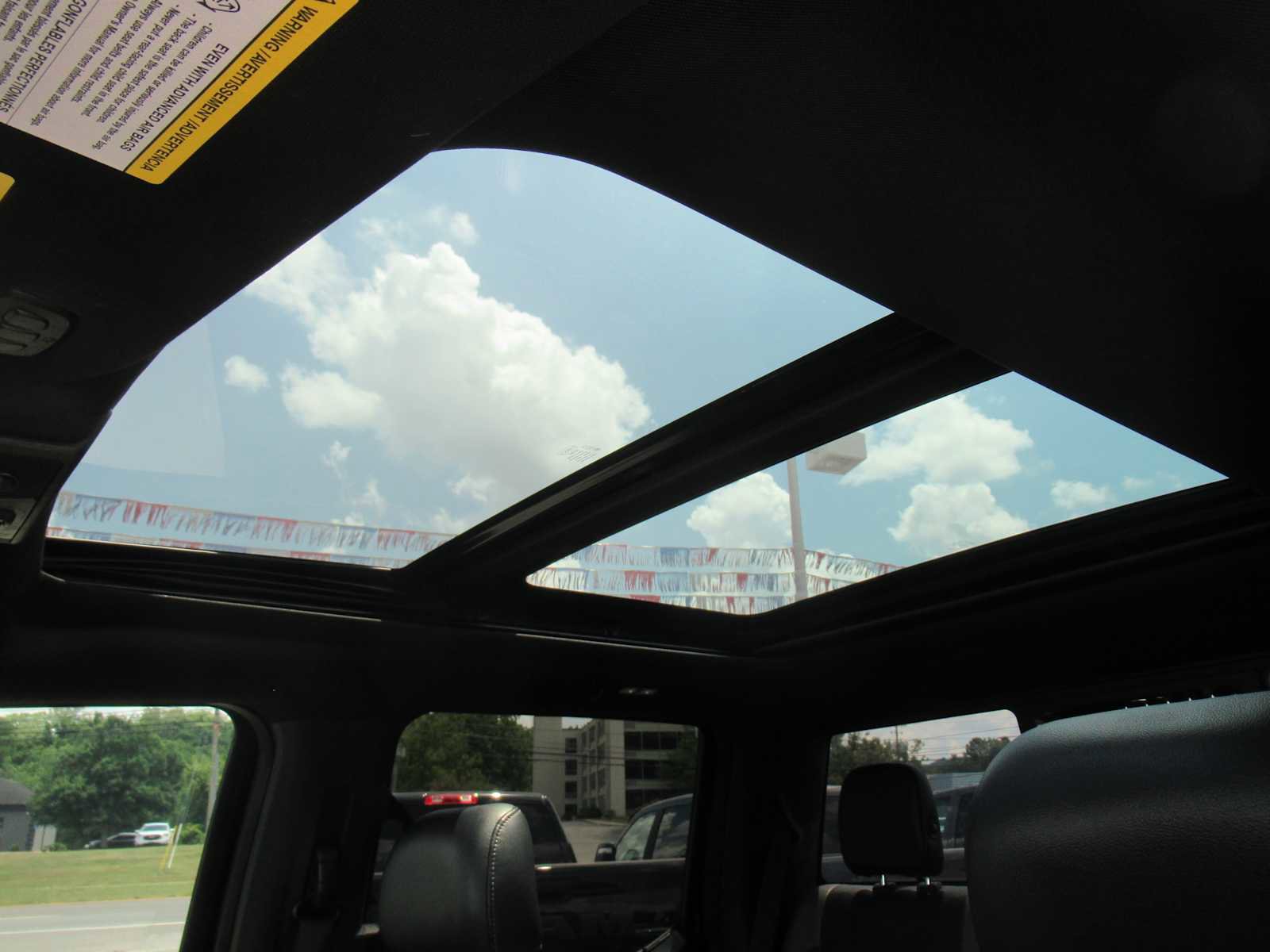 Used 2018 Ford F150 Raptor w/ Equipment Group 802A Luxury image 39