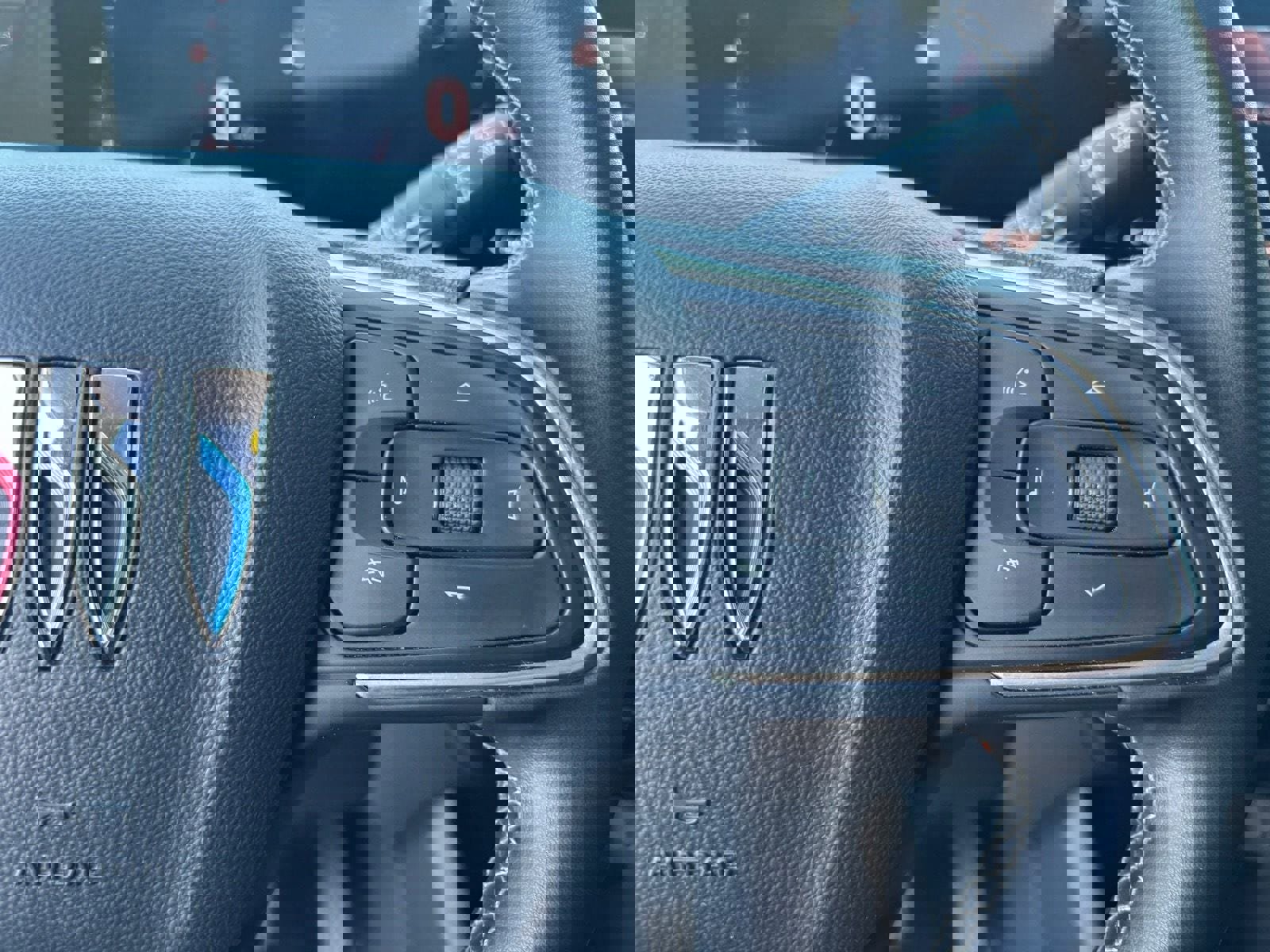 Used 2024 Buick Encore GX Preferred image 32