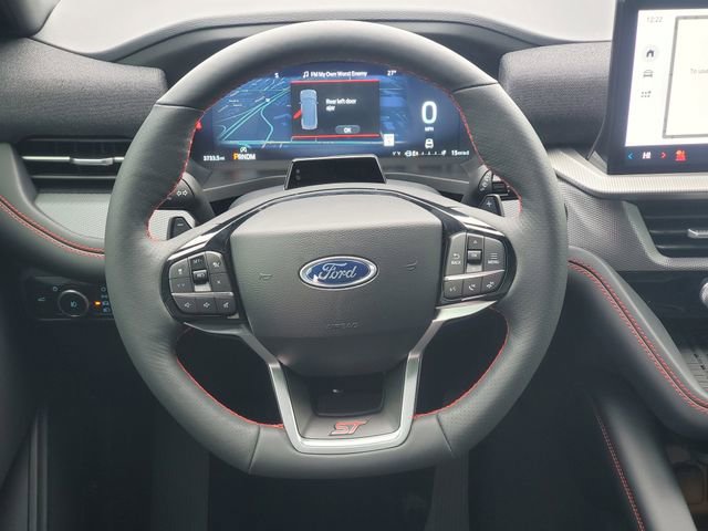 Used 2025 Ford Explorer ST image 30