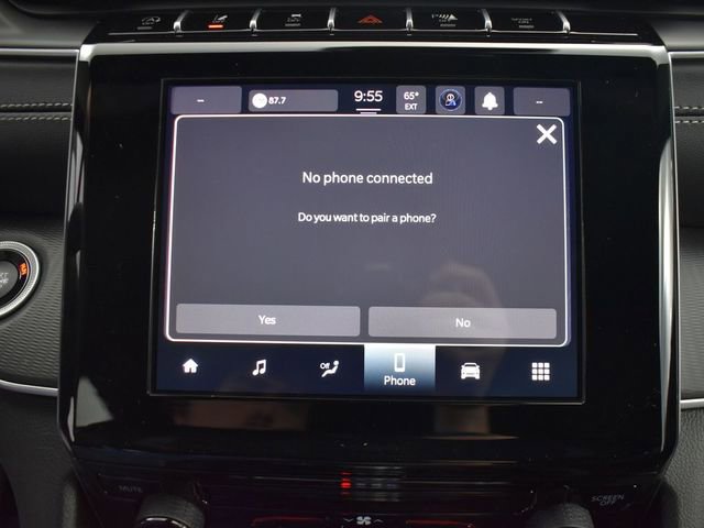 New 2025 Jeep Grand Cherokee L Laredo w/ Trailer Tow Package image 23