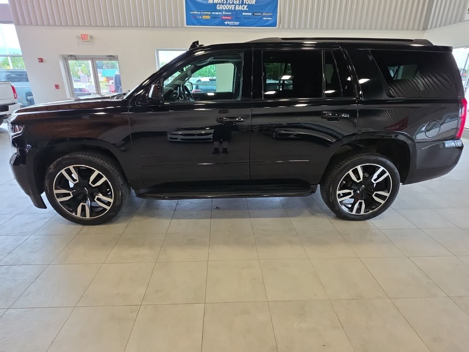 Used 2020 Chevrolet Tahoe Premier AWD/4WD image 12