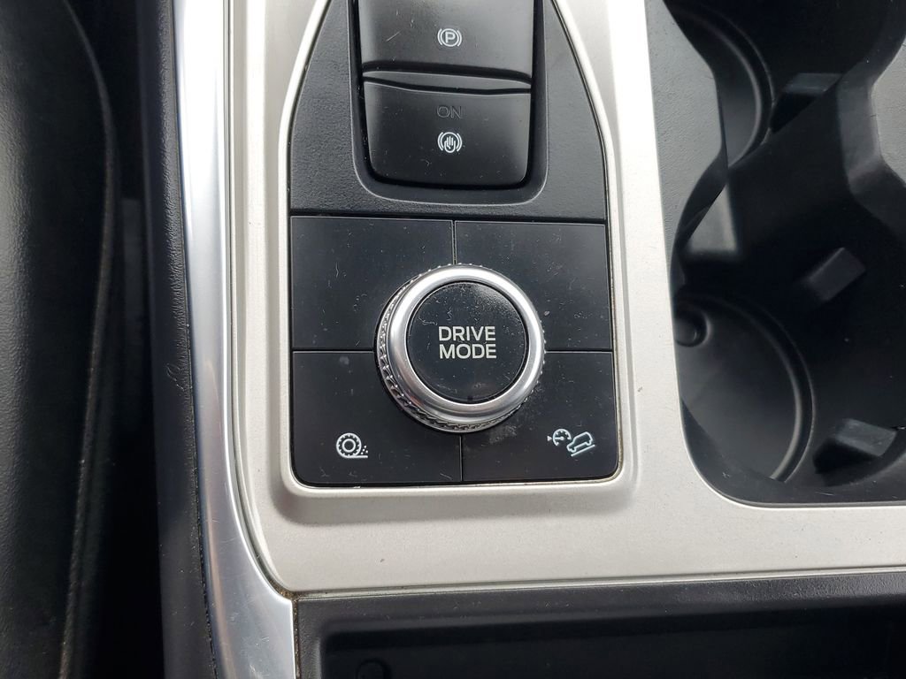 Certified 2023 Ford Explorer XLT w/ Equipment Group 202A image 26