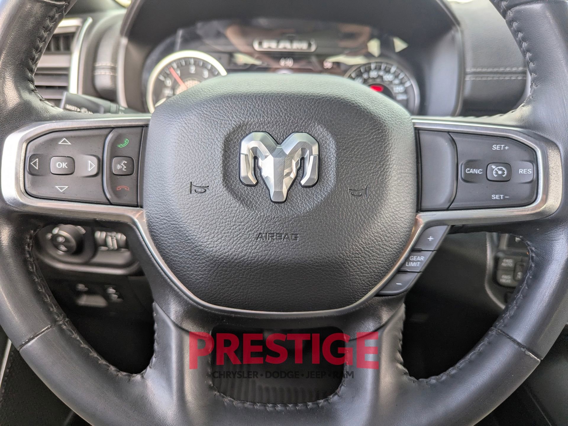 Used 2023 RAM 1500 Laramie AWD/4WD image 20