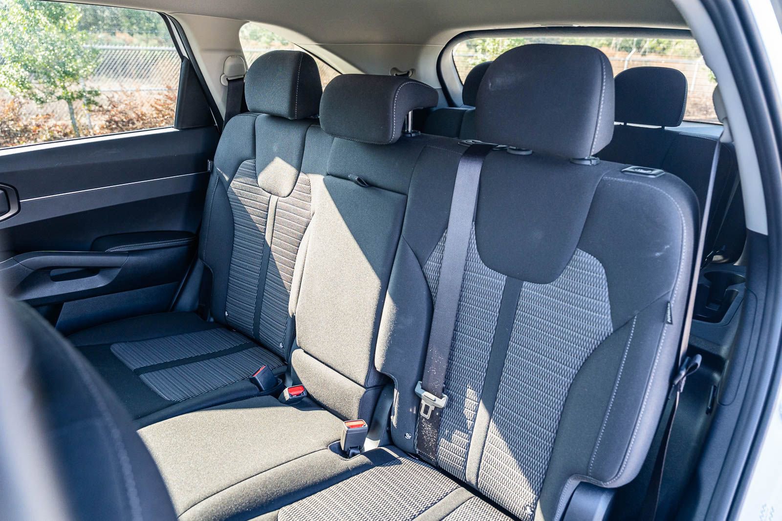 Used 2025 Kia Sorento LX image 18