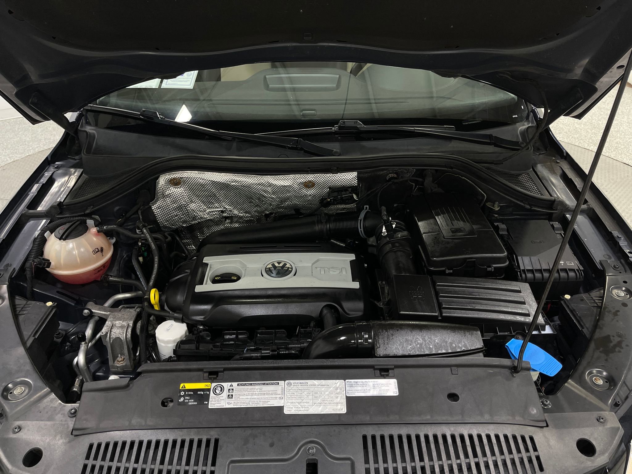 Used 2016 Volkswagen Tiguan SE image 26