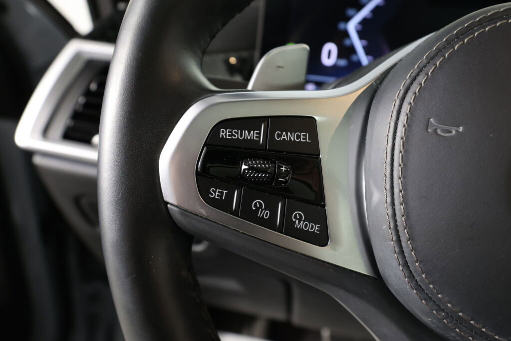 Used 2024 BMW X5 xDrive40i w/ M Sport Package image 32